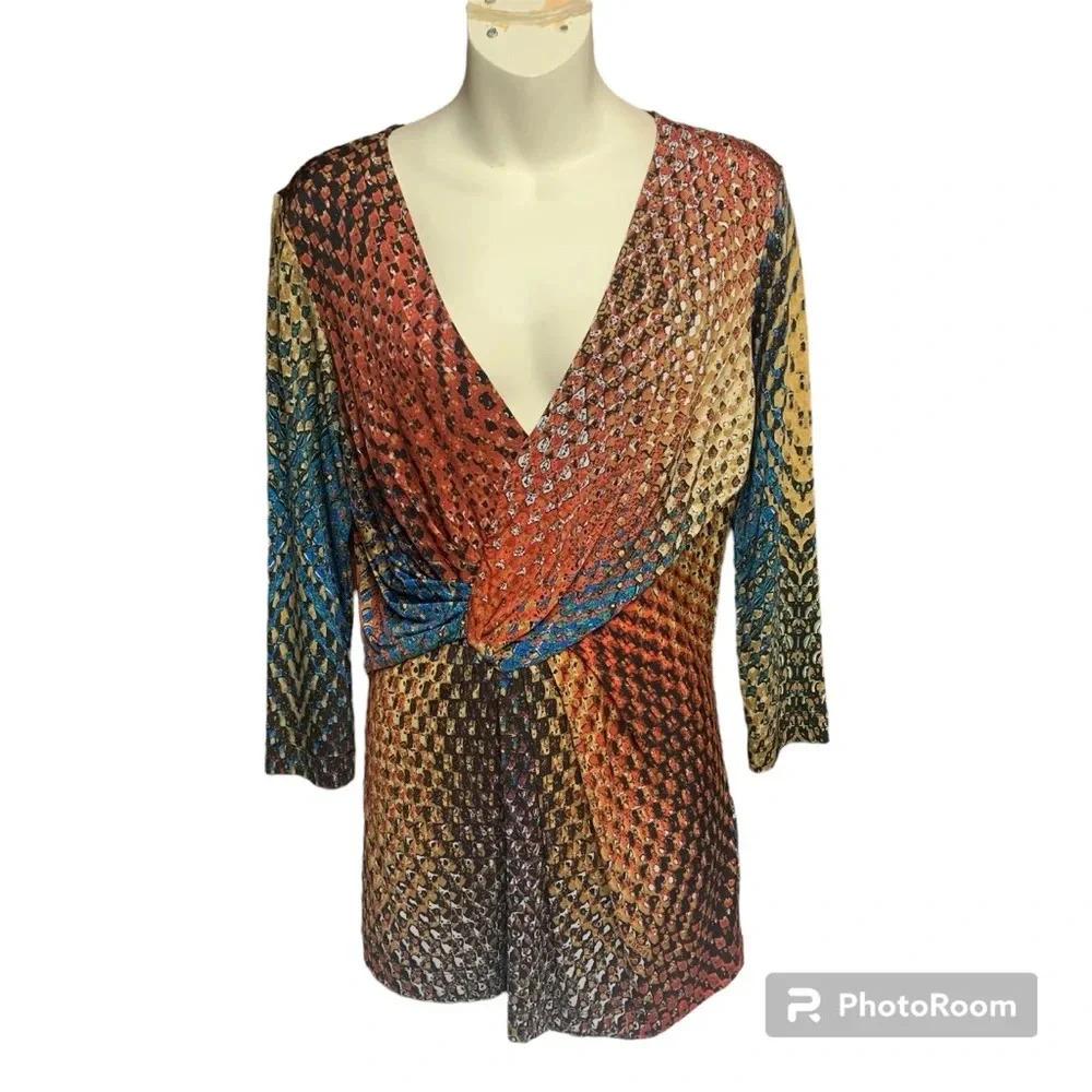 Escada deep V top size small multicolored